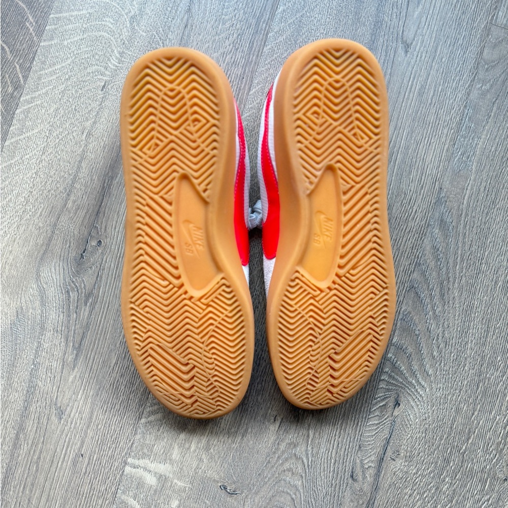 Nike Bruin React SB Rawdacious Summit White Gum CV5980-101 Men 9, Woman 10.5 - Picture 10 of 10